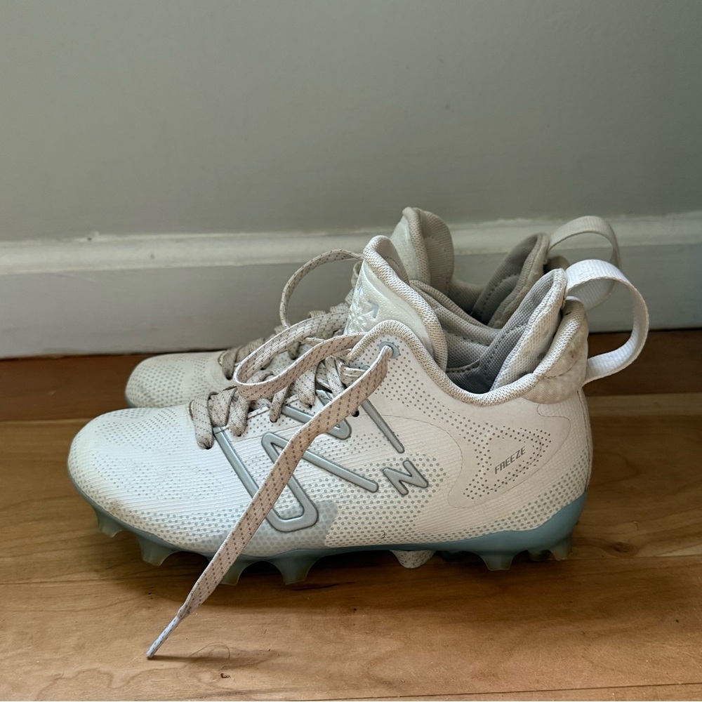 New Balance Freeze Cleats